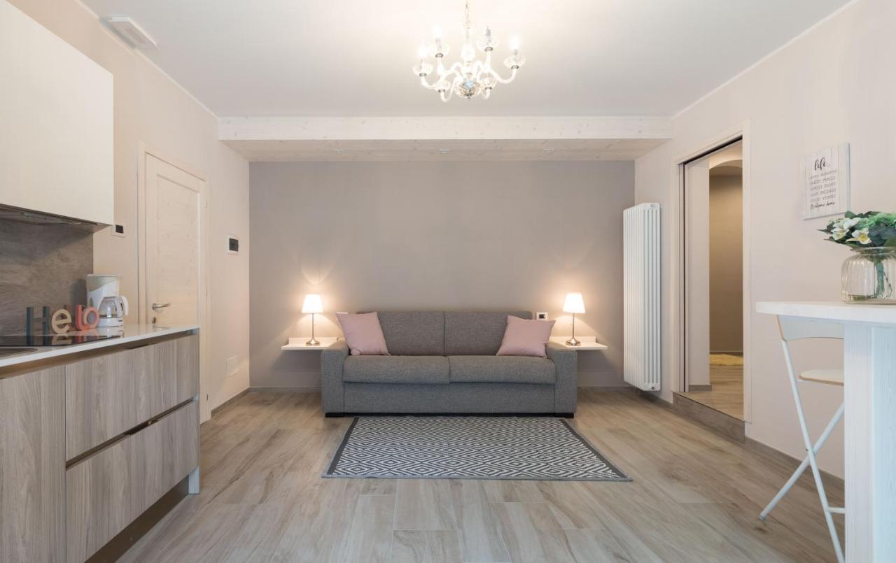Residenza Conca Verde B&B La Suite Rogolo エクステリア 写真